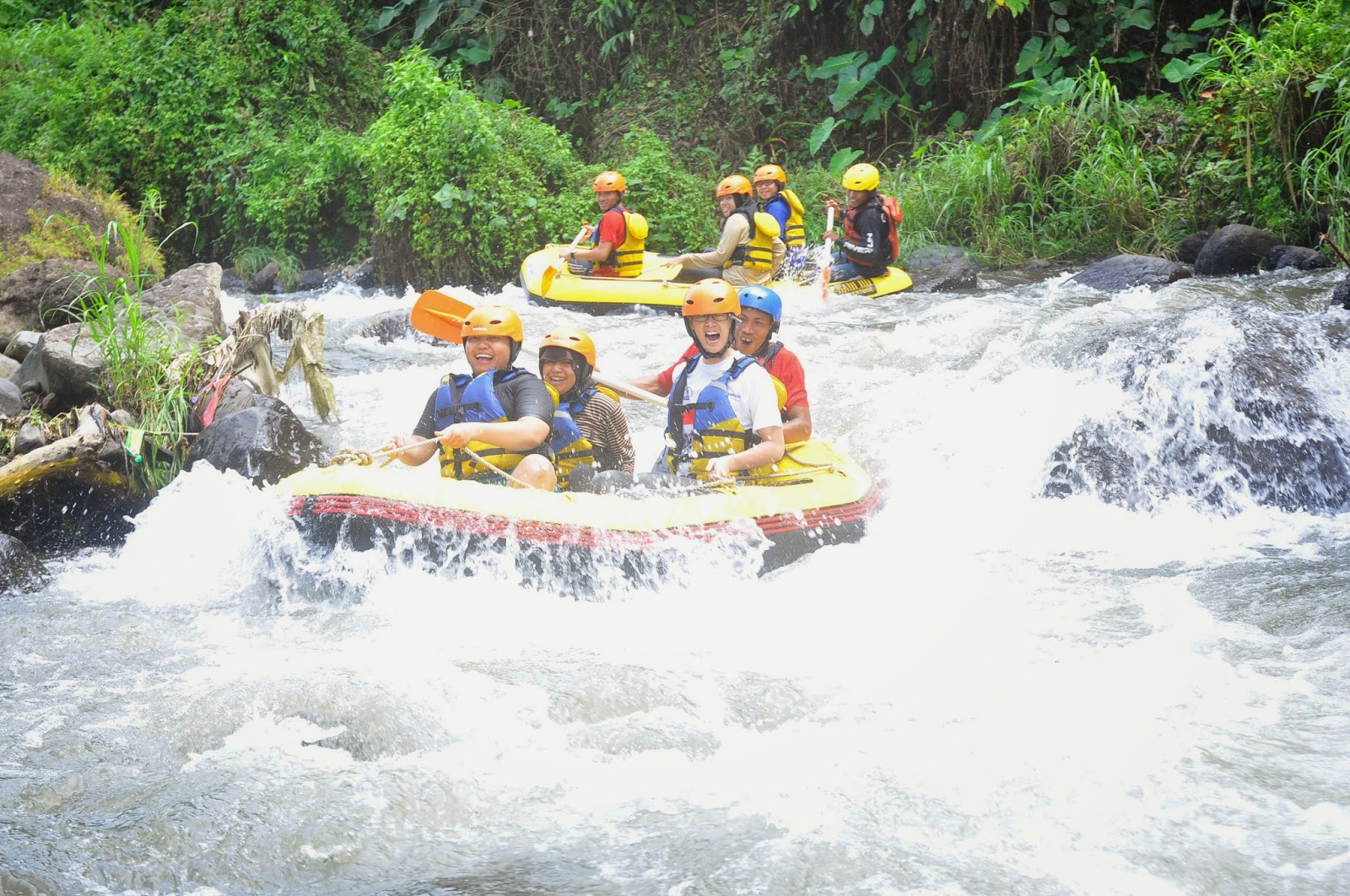 paket stay weekend banyuwangi, banyuwangi rafting trip, wisata rafting banyuwangi