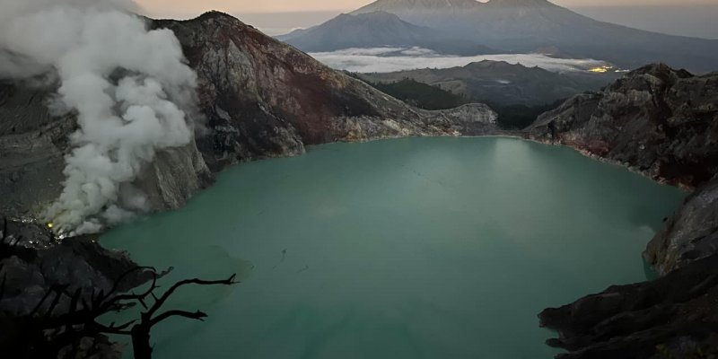 Ijen Tour from Bali to Malang/Surabaya 2D  2 Days Ijen Tour from Bali to Malang or Surabaya – Blue Fire & Crater Trekking 2 Days tour from Bali to Ijen Crater with blue fire hike and drop-off in Malang or Surabaya. Ijen tour from Bali  Bali to Ijen crater  Ijen blue fire tour  Bali to Malang tour  Bali to Surabaya overland  Banyuwangi Ijen Travel