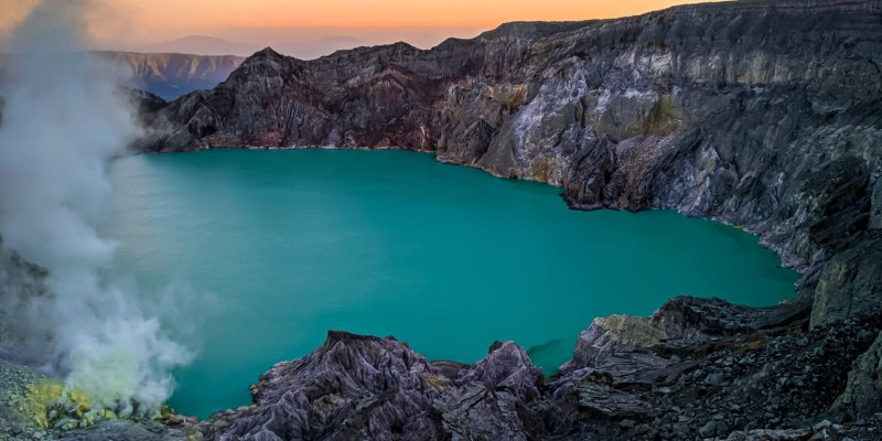 Open Trip Bromo sunset & Kawah Ijen tour 2H  Open trip Bromo sunset dan Kawah Ijen tour Banyuwangi selama 2 hari 2 hari open trip dari Malang dan Surabaya utk wisata Bromo sunset dan Kawah Ijen tour Banyuwangi  malang bromo open trip, malang ijen open trip, surabaya bromo open trip, surabaya ijen open trip, trip 2 hari  Banyuwangi Ijen Travel