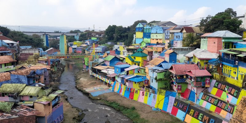 Paralayang, Agrowisata Batu, dan Bromo tour 3H Paralayang tour, Agrowisata Batu, dan tour wisata Gunung Bromo 3 hari trip Wisata Paralayang dan Agrowisata Dataran Tinggi Batu, dilanjutkan ke wisata Bromo dari Surabaya/ Malang – pulang pergi, dengan harga tour murah untuk paket trip paralayang tour, agrowisata batu tour, tour bromo, bromo tour surabaya, bromo tour malang, cobanrondo tour Banyuwangi Ijen Travel