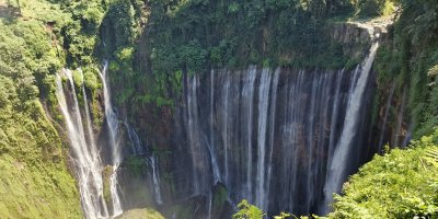 4D3N Overland Sharing Trip: Yogyakarta – Tumpak Sewu – Bromo and Ijen tours – Bali 4D3N Sharing Trip: Yogyakarta – Tumpak Sewu – Bromo – Ijen – Bali Join our 4D3N sharing trip from Yogyakarta to Bali. Explore Tumpak Sewu waterfall, Bromo sunrise, and Ijen blue fire with budget-friendly overland package. Cheap sharing trip Yogyakarta Bromo Ijen Bali  Economy train Yogyakarta to Malang open trip  Affordable overla Banyuwangi Ijen Travel