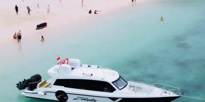 Private Trip Komodo National Park Speedboat Zikita Private Trip Komodo National Park 1 Day Tour Nikmati private trip Komodo National Park dari Labuan Bajo private trip komodo national park speedboat komodo tour padar island trekking tour pink beach komodo Banyuwangi Ijen Travel